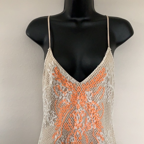 ASTR the Label Nude and Orange Lace Overlay V Neckline Slip Dress - Picture 5 of 14